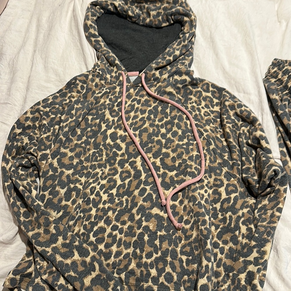 Jessie James Decker lounge wear